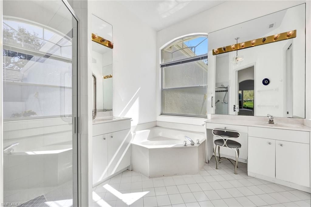 25411 Alicante Dr, Bonita Springs, FL 34134 Photo