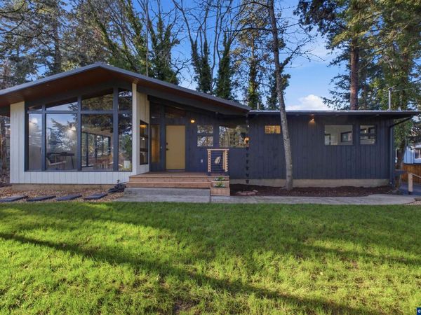 927 Kingwood Dr NW, Salem, OR 97304