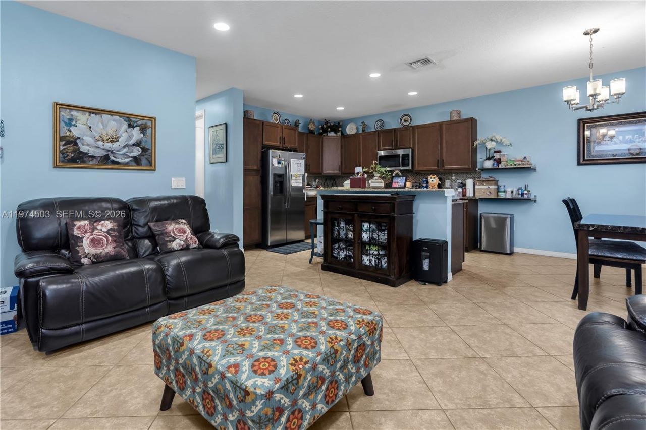 4673 Tara Cove Way, West Palm Beach, FL 33417 Photo