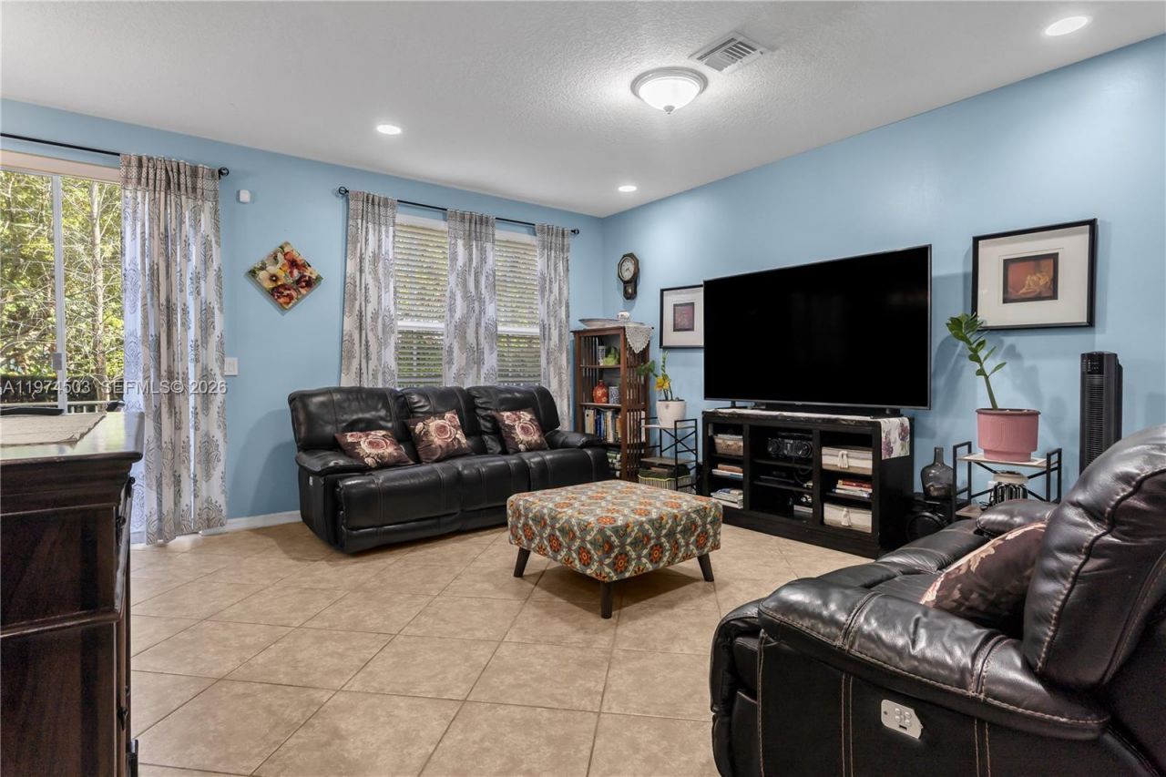 4673 Tara Cove Way, West Palm Beach, FL 33417 Photo