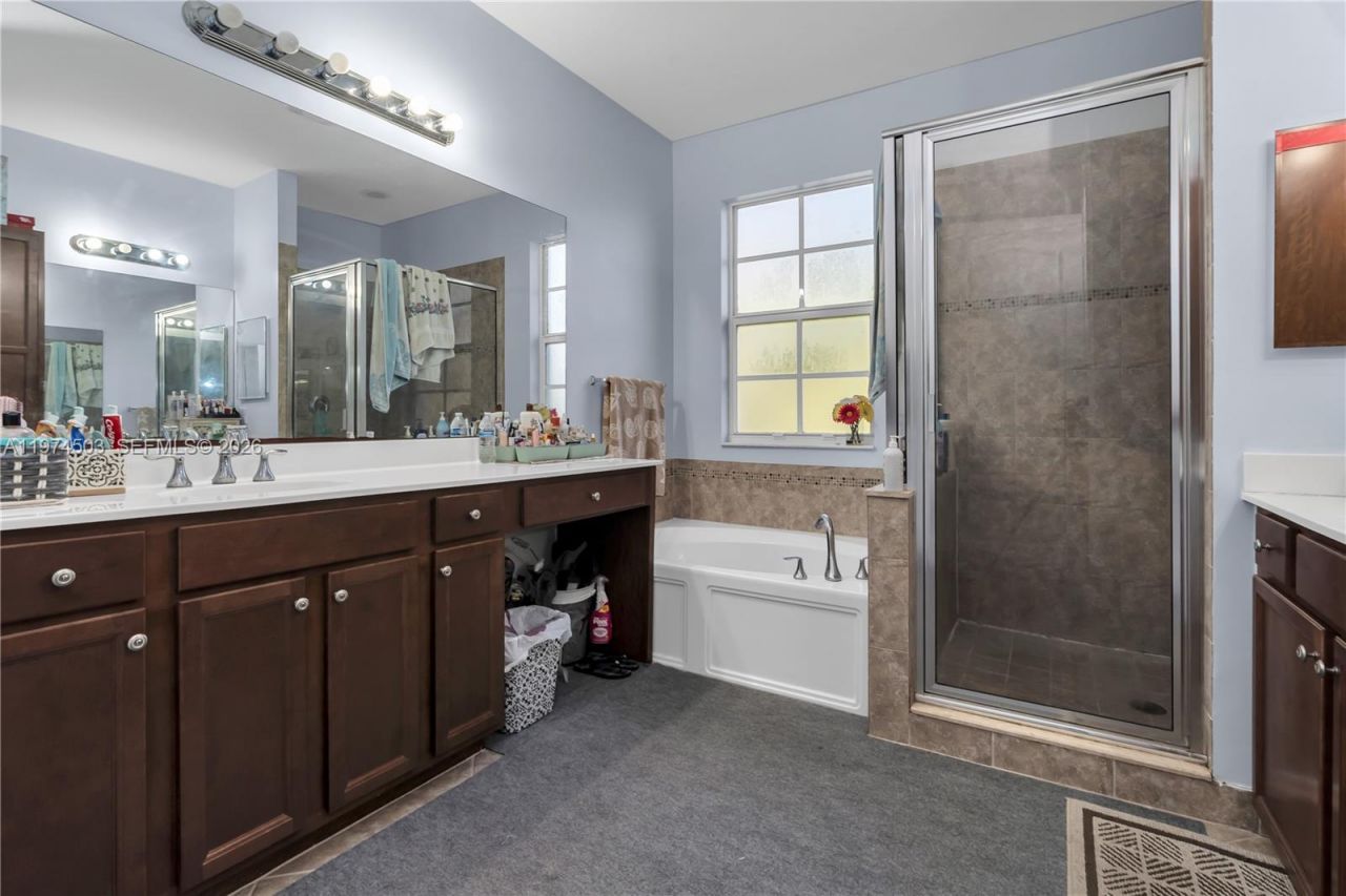 4673 Tara Cove Way, West Palm Beach, FL 33417 Photo
