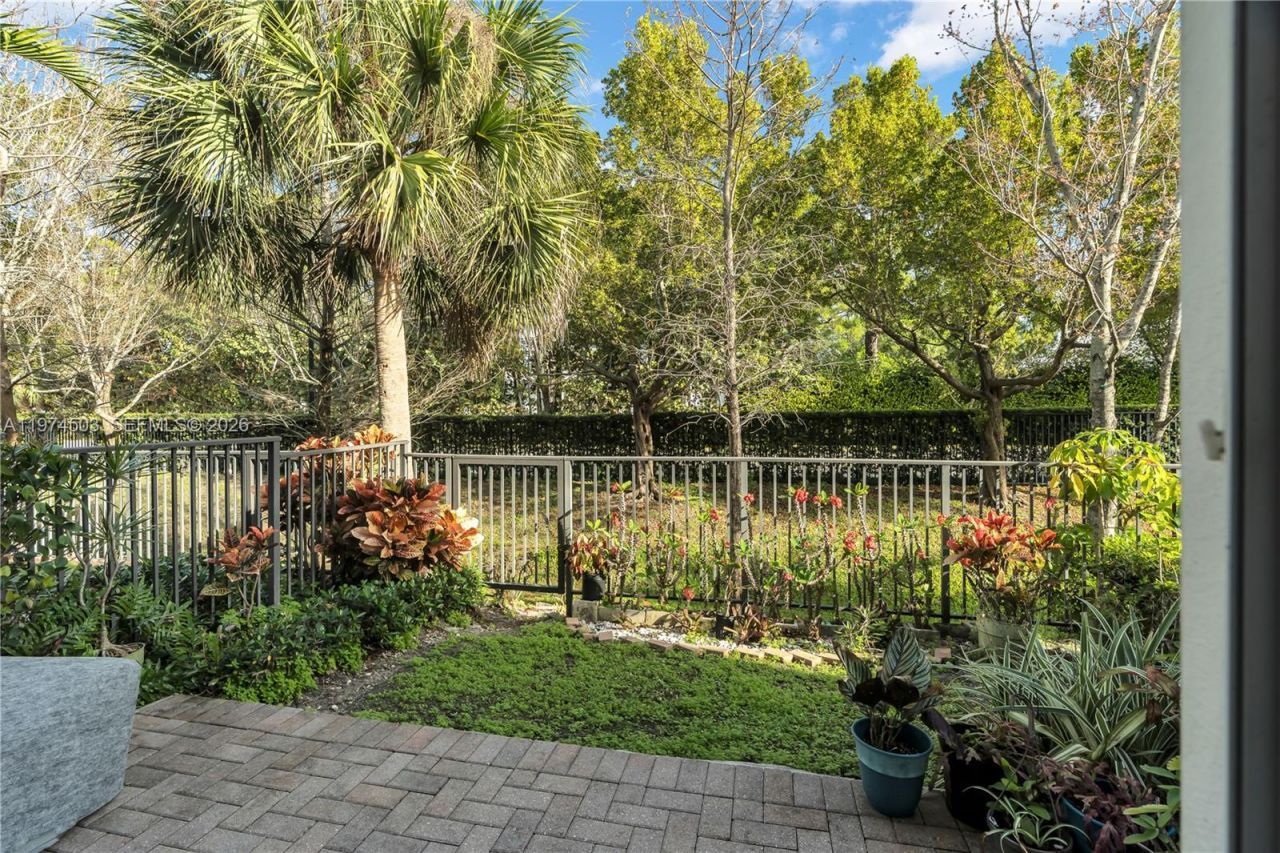 4673 Tara Cove Way, West Palm Beach, FL 33417 Photo