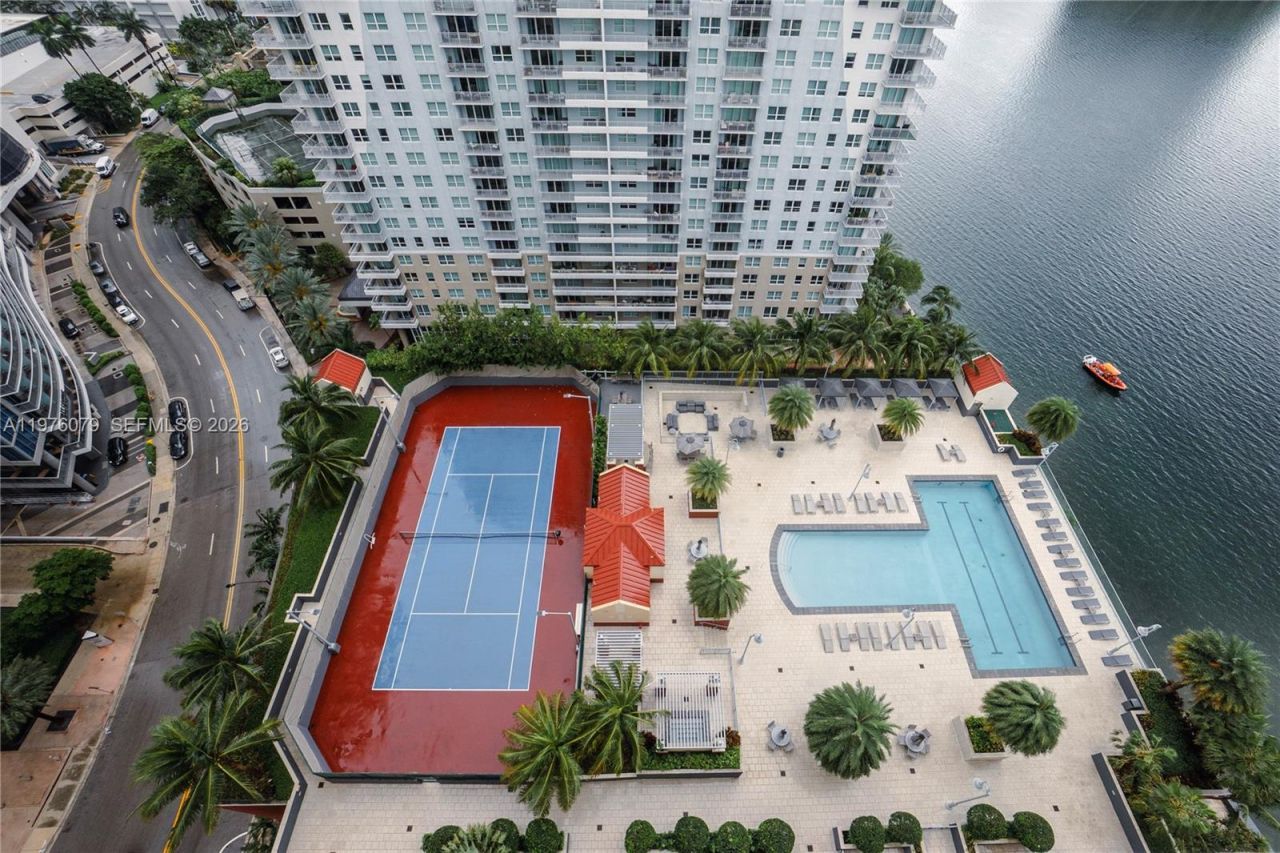 1155 Brickell Bay Dr, Unit 2204, Miami, FL 33131 Photo