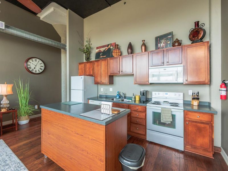 401 W Shoreline Drive, Unit 213, Sandusky, OH 44870 Photo 11