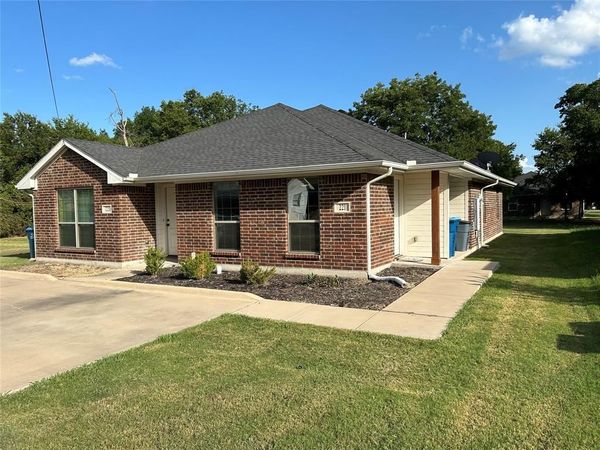 221 E Cooper Street, Palmer, TX 75152