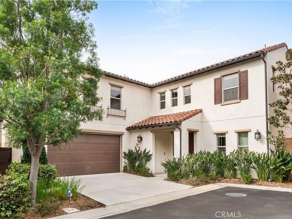 102 Yellow Pine, Irvine, CA 92618