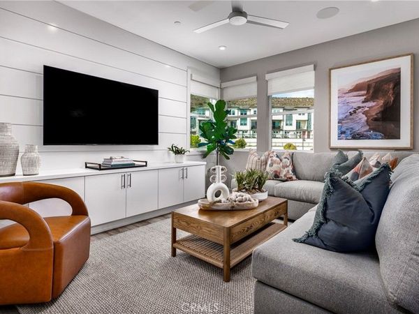 2734 Everly Court, San Diego, CA 92108