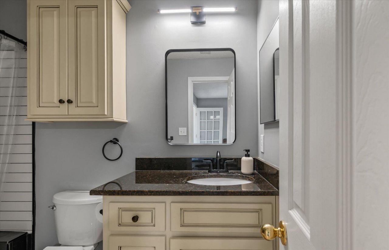 188 Midland Parkway Photo 25