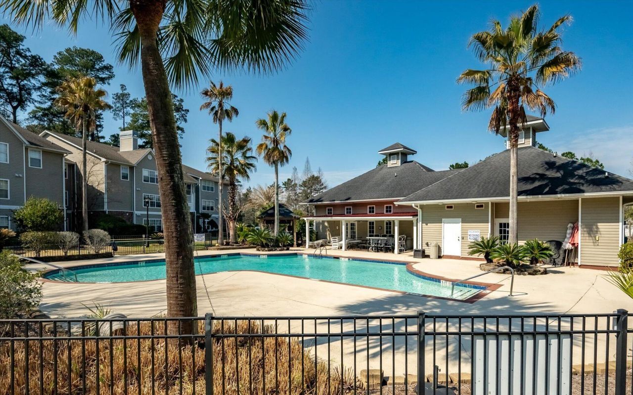 188 Midland Parkway Photo 34