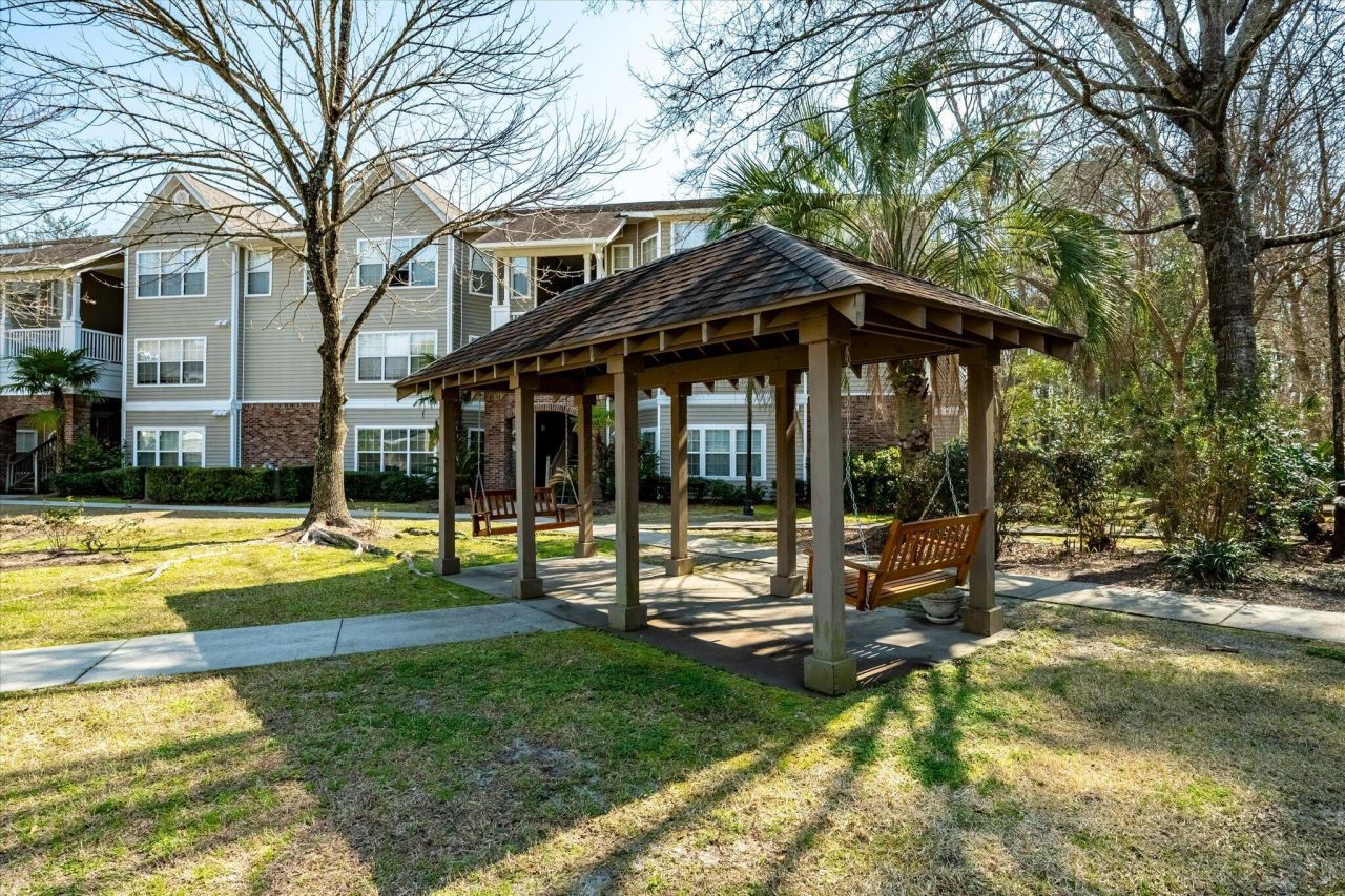 188 Midland Parkway Photo 37