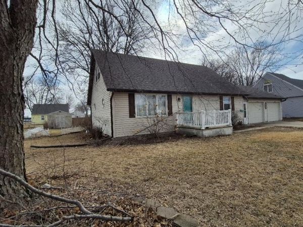 1420 1st Avenue N, Estherville, IA 51334