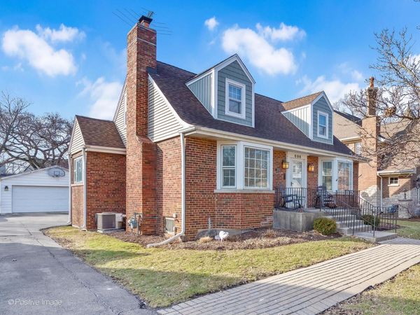 696 S Prospect Avenue , Elmhurst, IL 60126