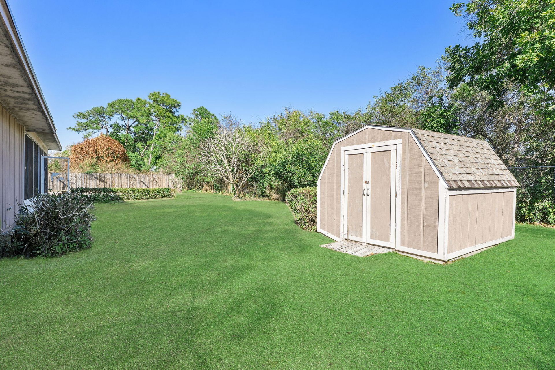 102 SE Crosspoint Drive, Port Saint Lucie, FL 34983 Photo