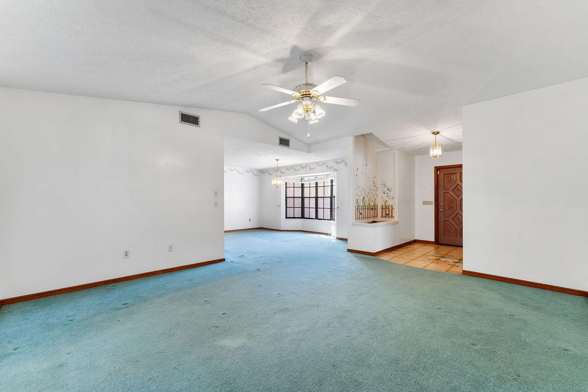 102 SE Crosspoint Drive, Port Saint Lucie, FL 34983 Photo