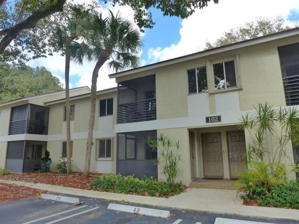 102 Gardens Dr, Unit 103, Pompano Beach, FL 33069