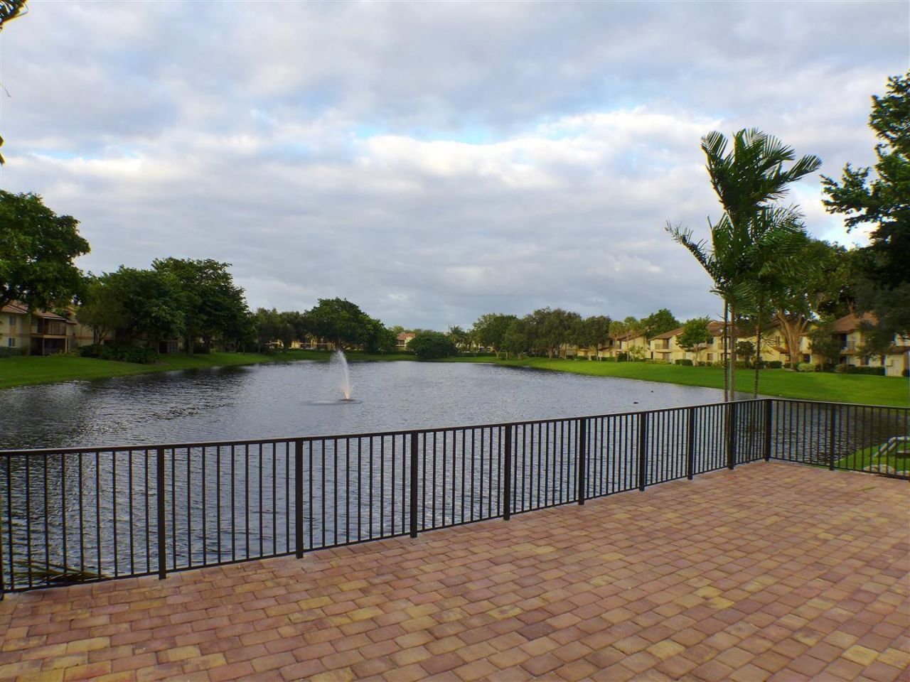 102 Gardens Drive, Unit 103, Pompano Beach, FL 33069 Photo