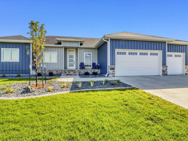 6910 2nd Street NW, Moorhead, MN 56560