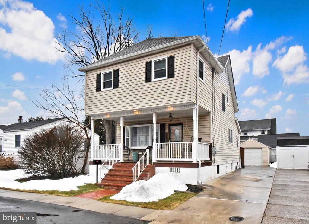 2835 BOWMAN AVENUE , BENSALEM, PA 19020