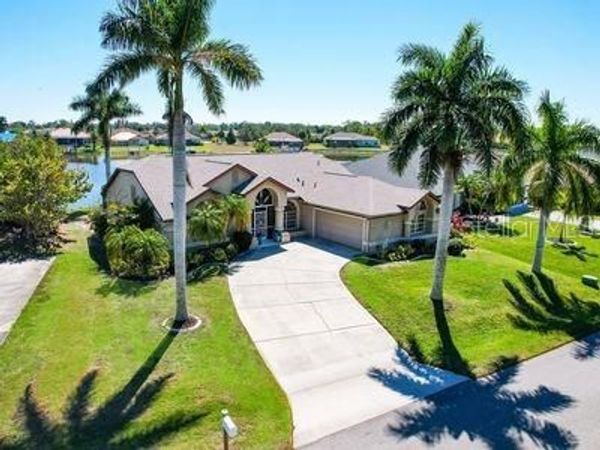 11779 SW DALLAS DRIVE S, LAKE SUZY, FL 34269