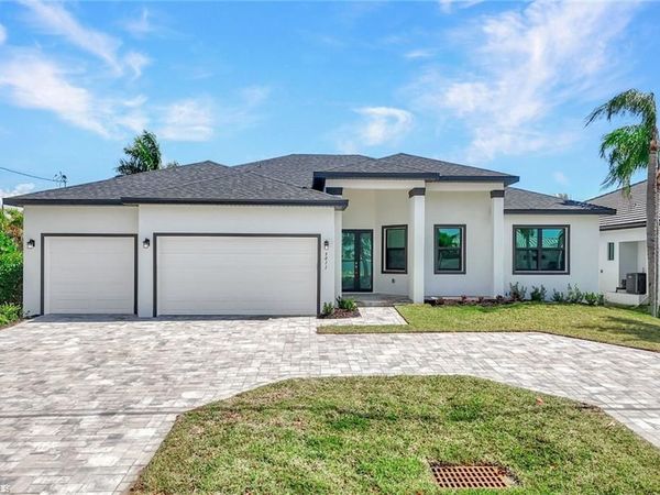 5011 Pelican BLVD, CAPE CORAL, FL 33914