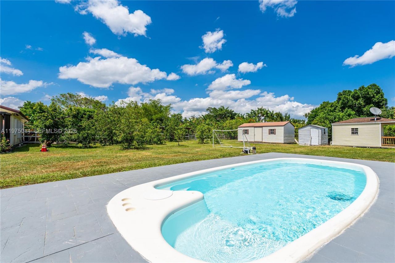 20825 SW 242nd St , Homestead, FL 33031 Photo