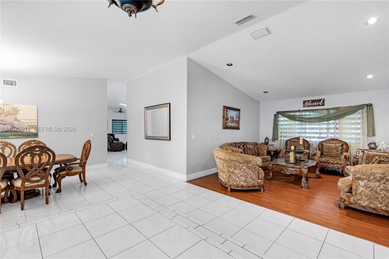 20825 SW 242nd St , Homestead, FL 33031 Photo