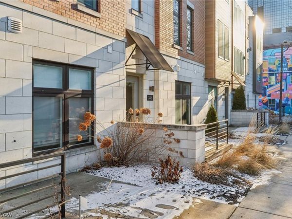 1446 E 14th Street, Cleveland, OH 44114