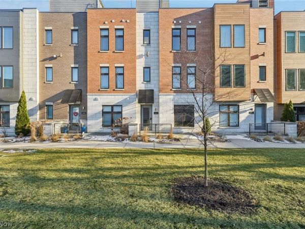 1446 E 14th Street, Cleveland, OH 44114