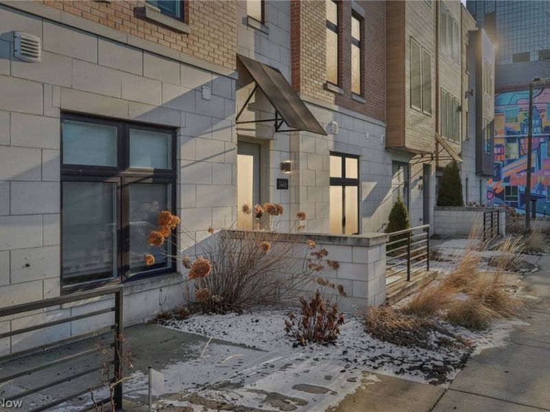 1446 E 14th Street, Cleveland, OH 44114 Photo 46