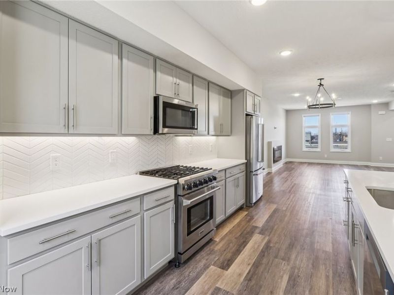 1446 E 14th Street, Cleveland, OH 44114 Photo 7