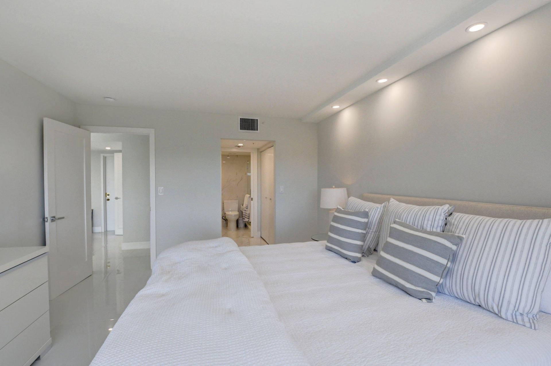 7847 Lakeside Boulevard, Unit 1063, Boca Raton, FL 33434 Photo