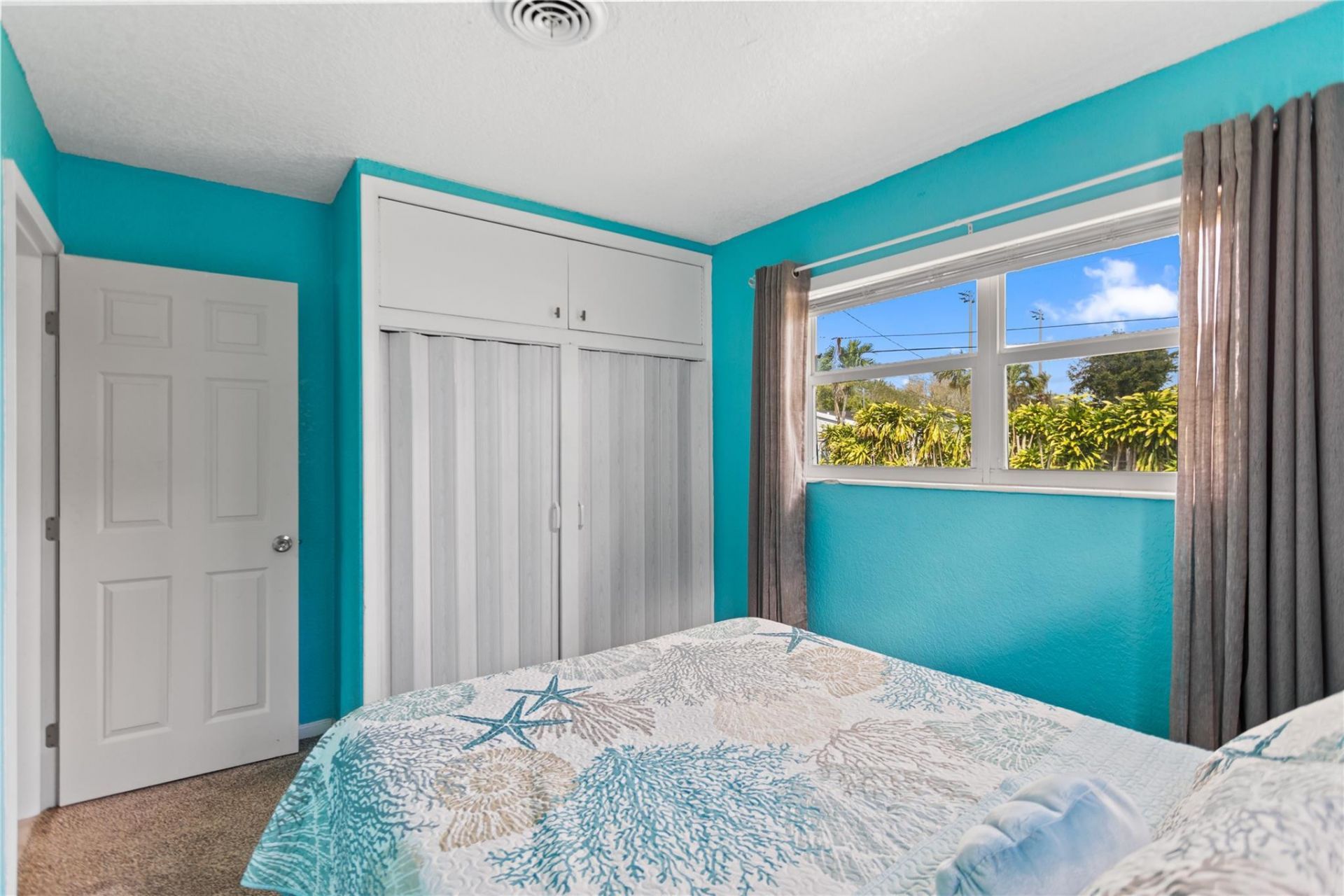 6881 Douglas Street, Hollywood, FL 33024 Photo