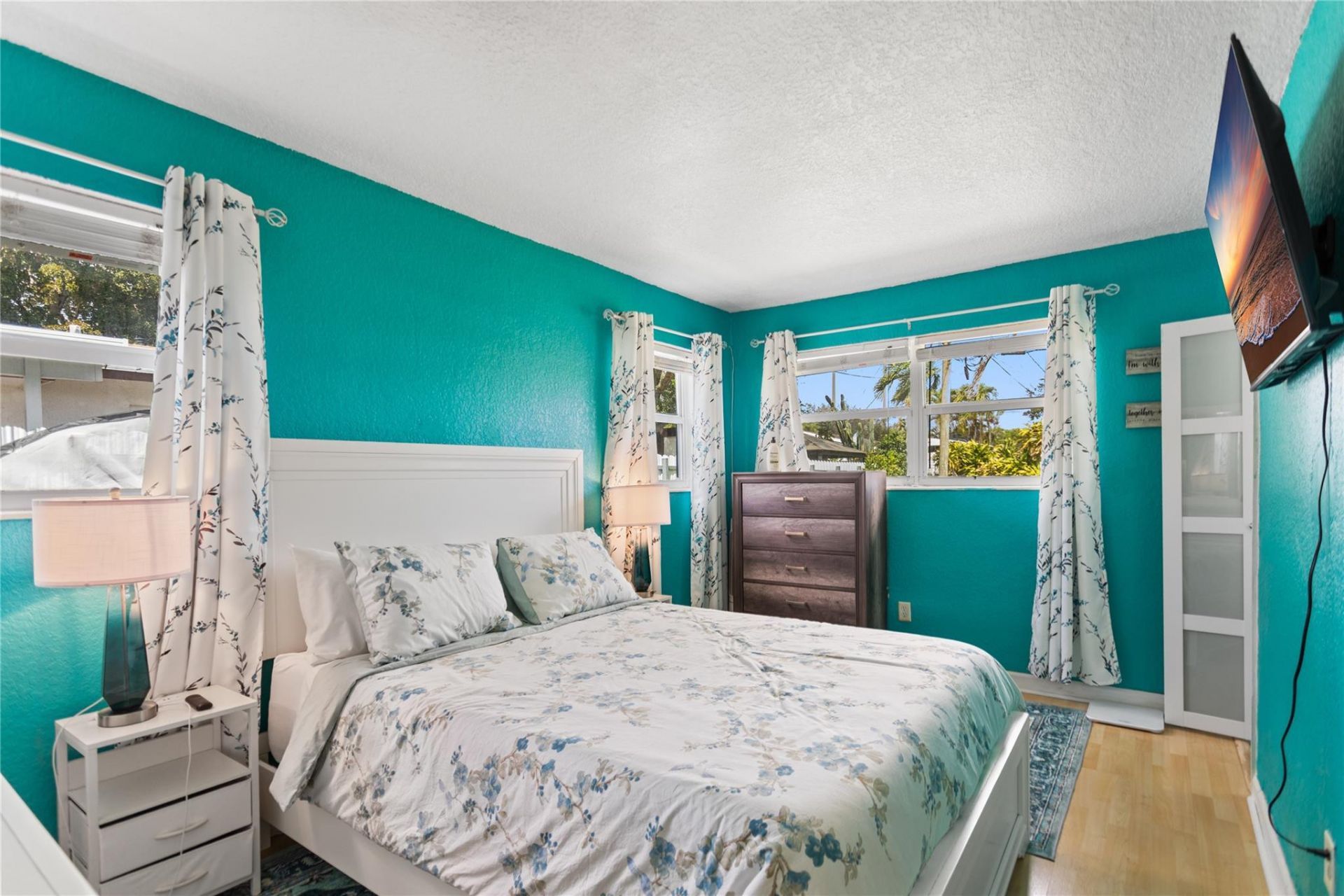 6881 Douglas Street, Hollywood, FL 33024 Photo