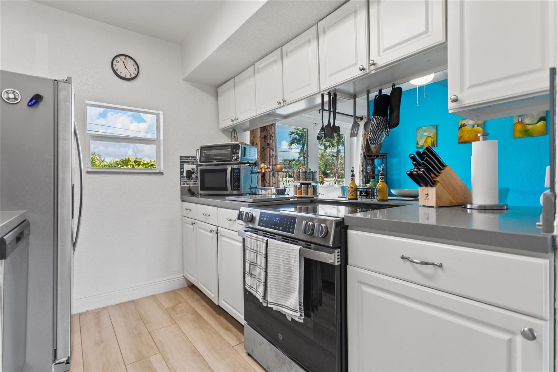 6881 Douglas Street, Hollywood, FL 33024 Photo