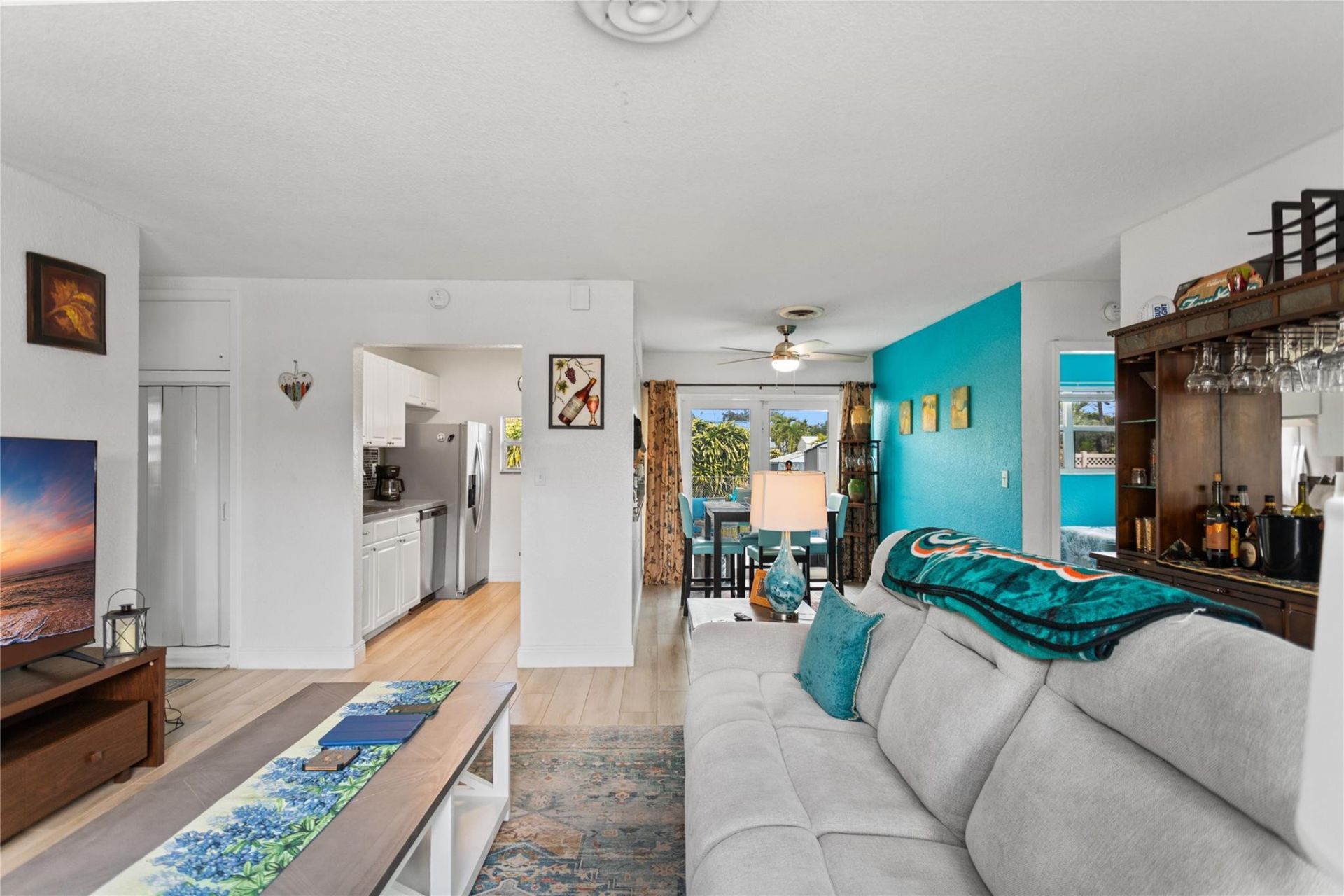 6881 Douglas Street, Hollywood, FL 33024 Photo