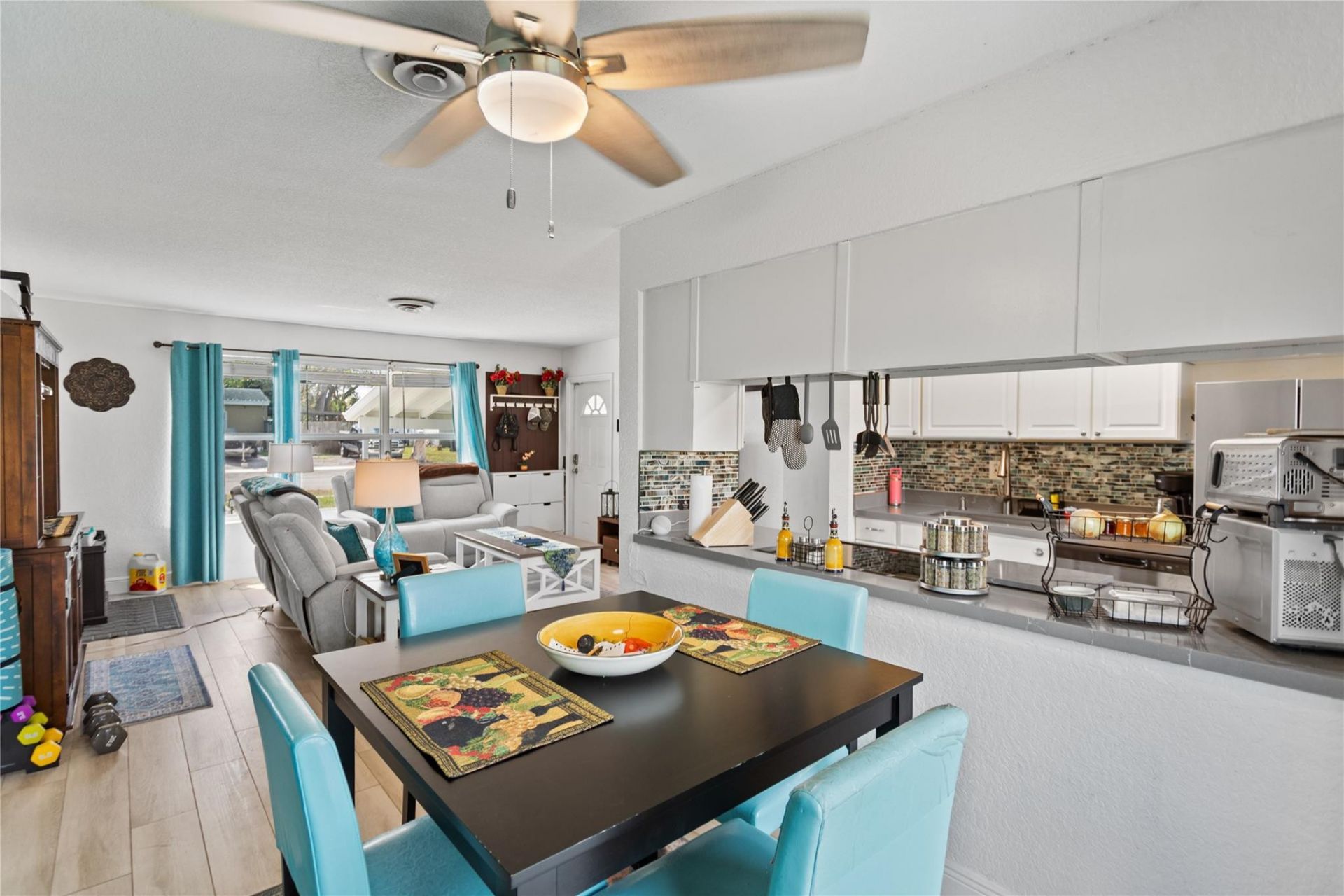 6881 Douglas Street, Hollywood, FL 33024 Photo