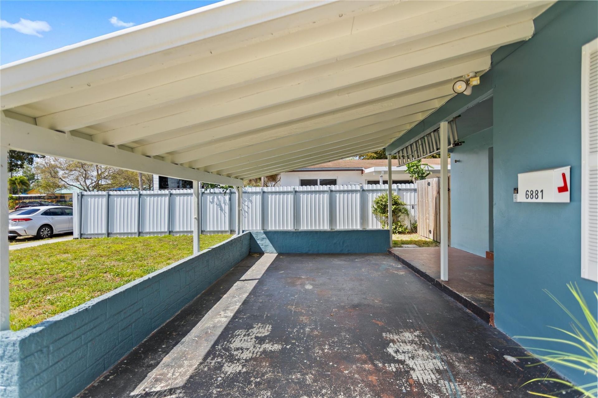 6881 Douglas Street, Hollywood, FL 33024 Photo