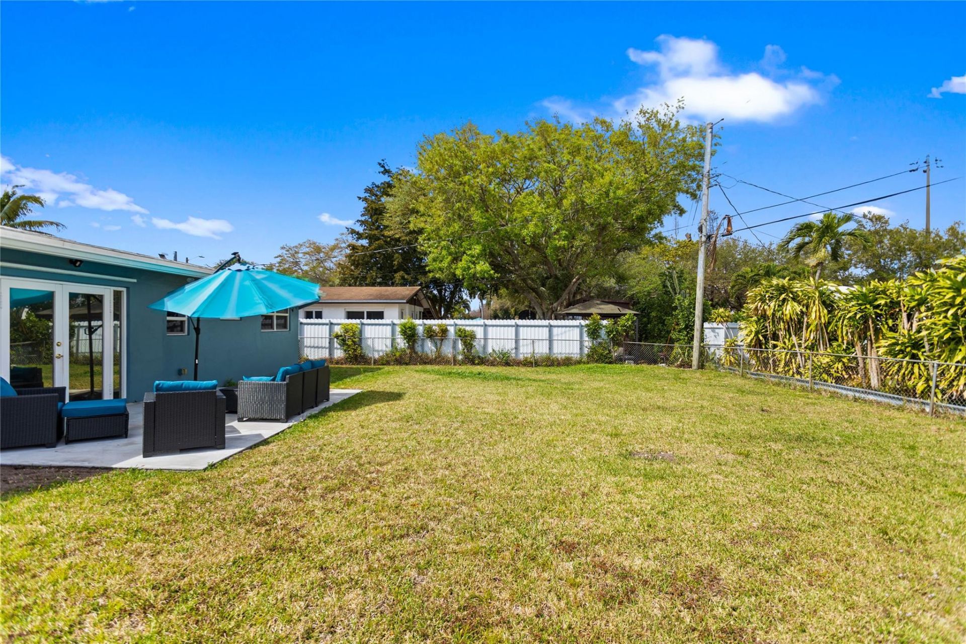 6881 Douglas Street, Hollywood, FL 33024 Photo