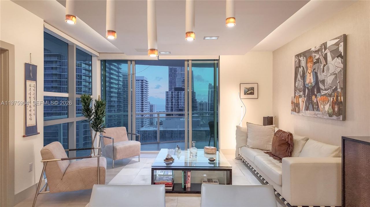 951 Brickell Ave, Unit 2910, Miami, FL 33131 Photo
