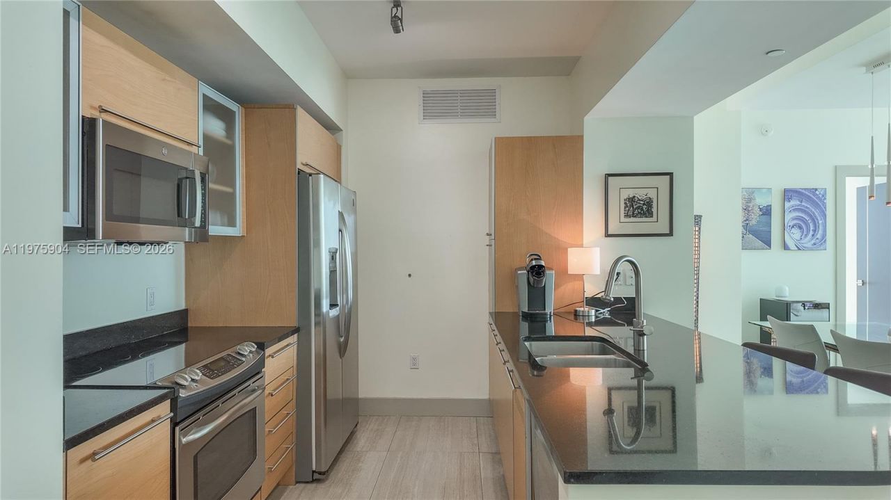 951 Brickell Ave, Unit 2910, Miami, FL 33131 Photo