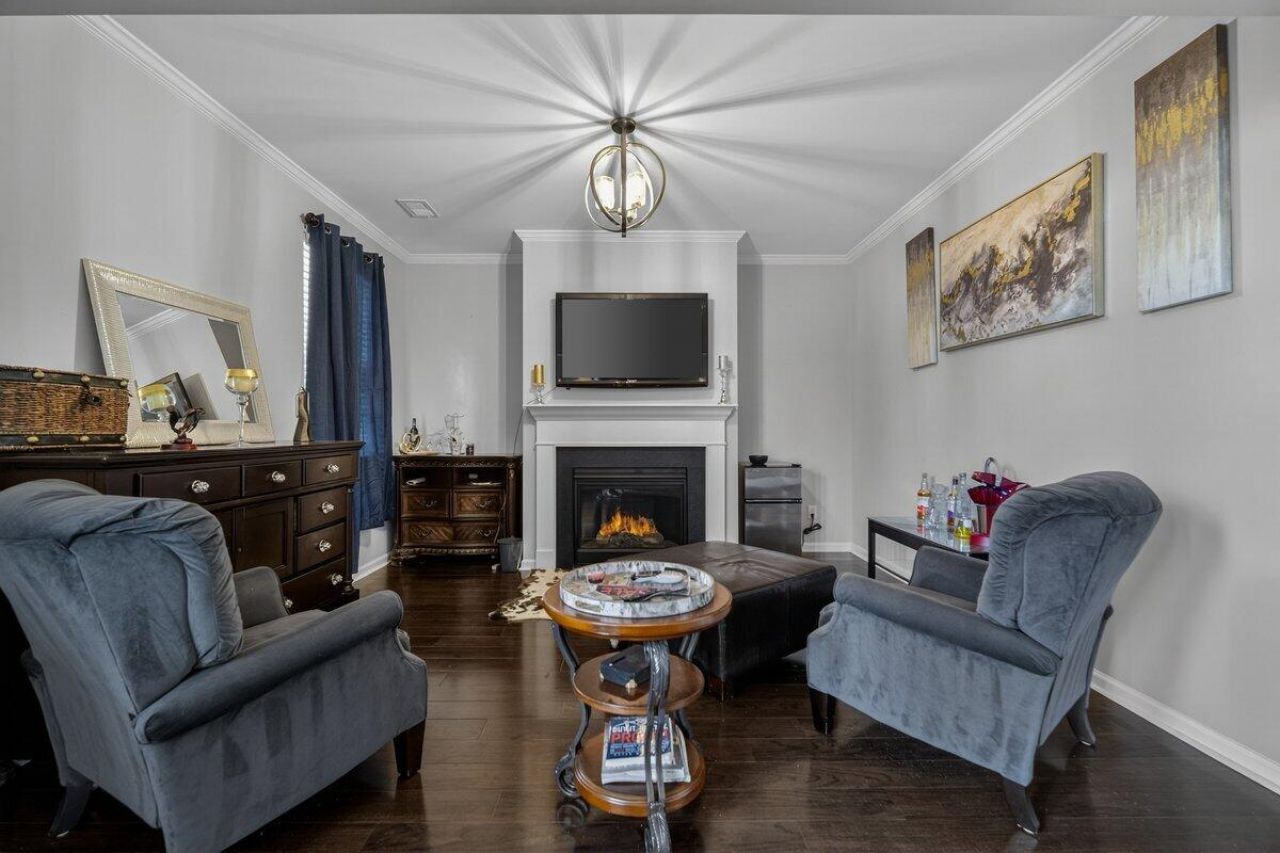 605 S Pointe Boulevard Photo 28