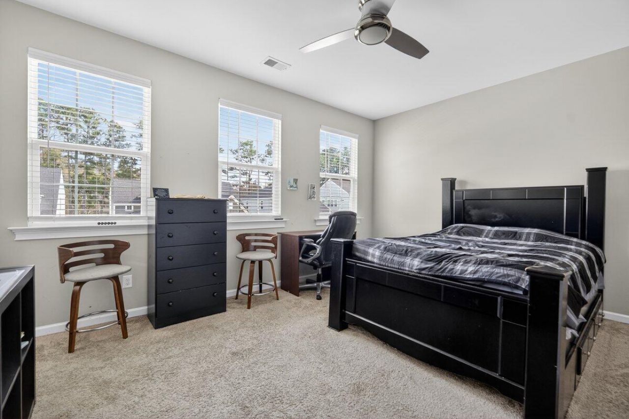 605 S Pointe Boulevard Photo 32