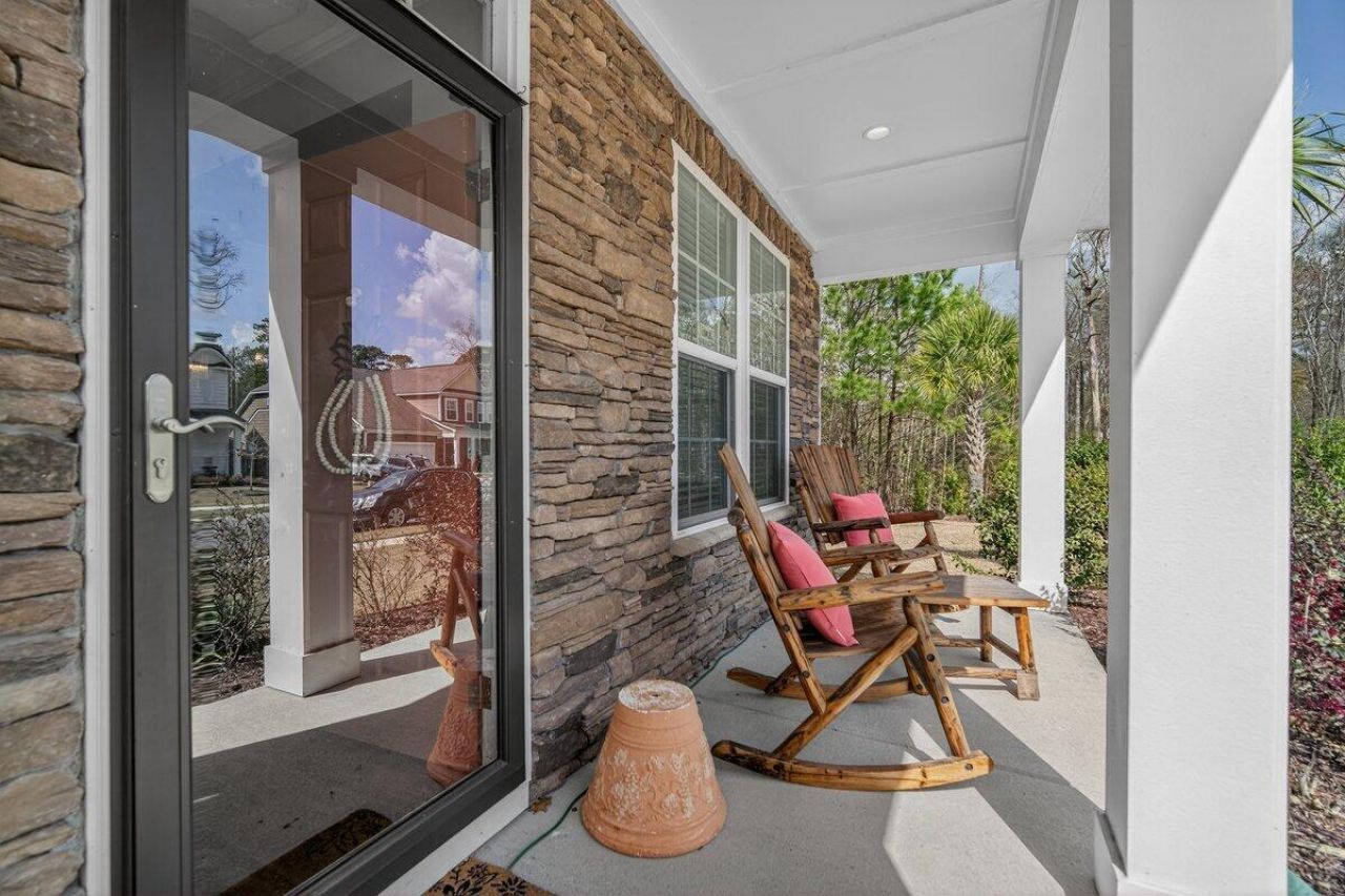 605 S Pointe Boulevard Photo 4