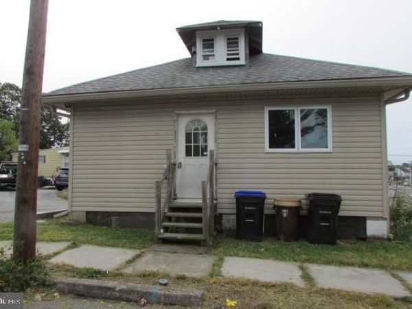 2725 HERR STREET , HARRISBURG, PA 17103