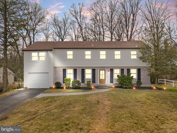1752 LARK LANE, CHERRY HILL, NJ 08003
