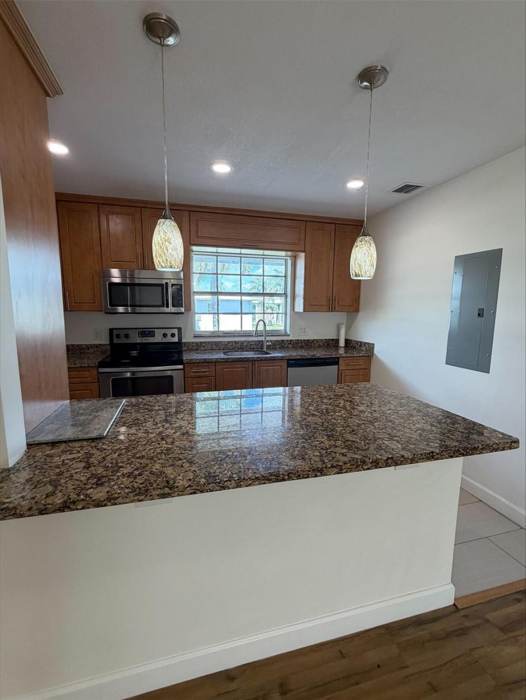 2017 S Seacrest Blvd, Unit D, Boynton Beach, FL 33435 Photo