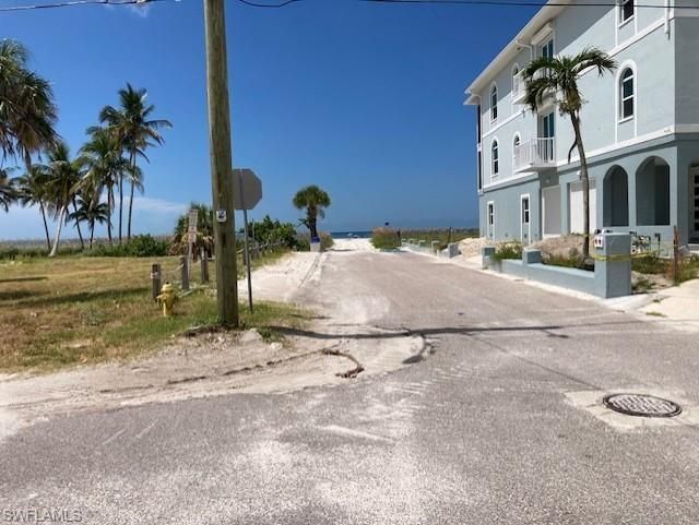 81 Mango St, Fort Myers Beach, FL 33931 Photo