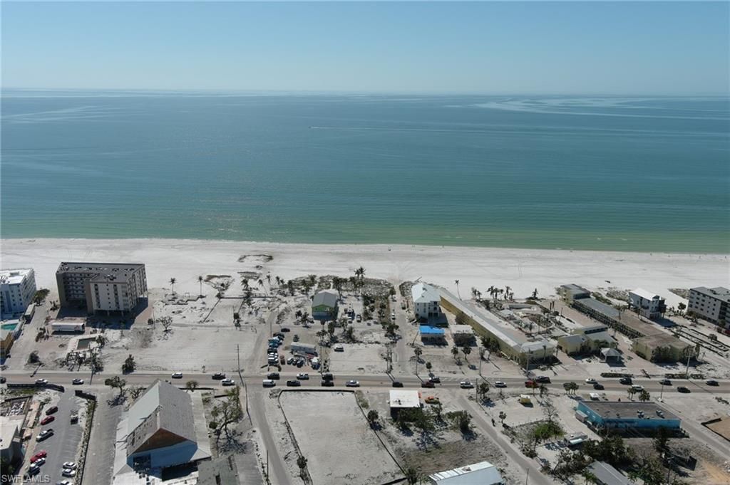 81 Mango St, Fort Myers Beach, FL 33931 Photo