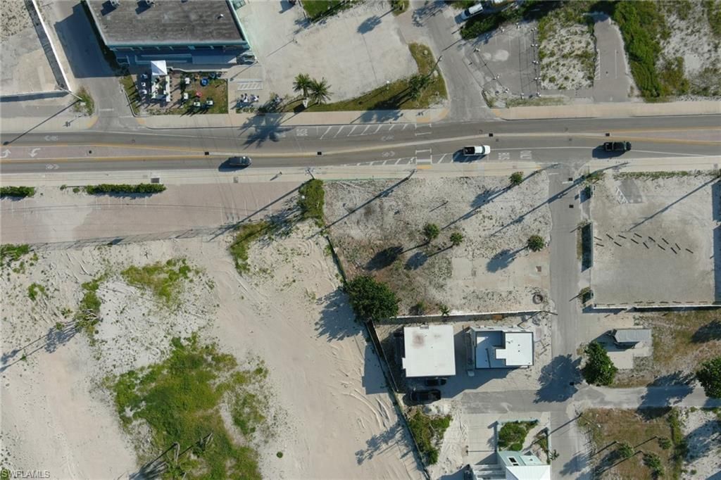 81 Mango St, Fort Myers Beach, FL 33931 Photo