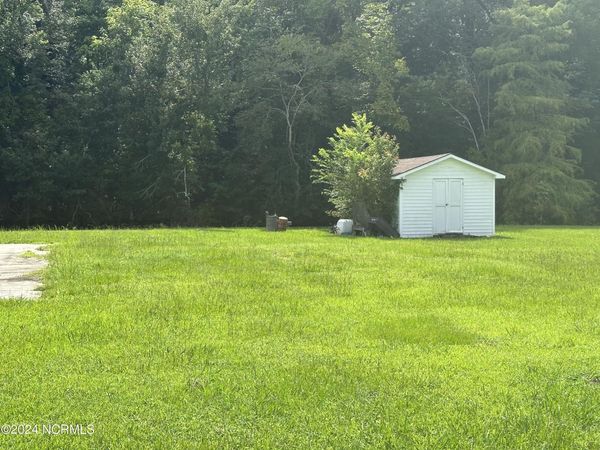 3938 Waccamaw Shores Road , Lake Waccamaw, NC 28450